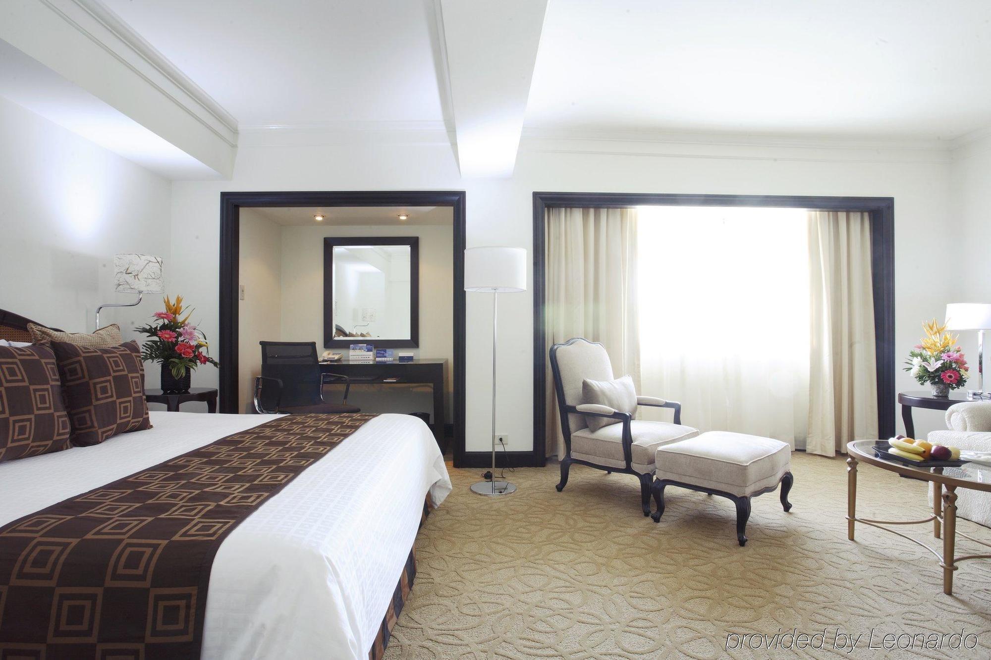 فندق Intercontinental مانيلا الغرفة الصورة